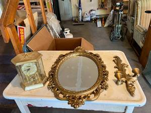 lot 127 image: Mirror & Clock