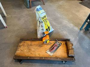 lot 140 image: Floor Dry, Creaper & Misc