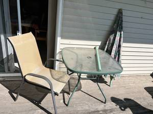 lot 214 image: Patio Table with Umbrella & Chair
