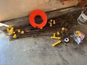 lot 51 image: Electric Fence Post, Wire & Insulators