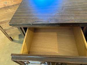 lot 75 image: 6 Drawer Dresser