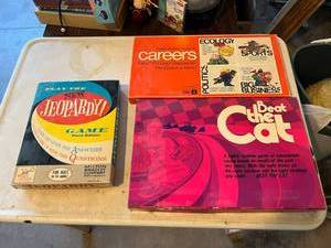 lot 90 image: Vintage Board Games