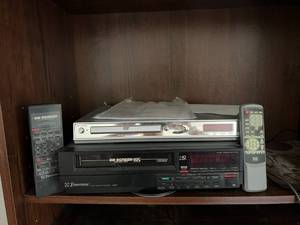 lot 173 image: DVD & VCR Players with Remotes