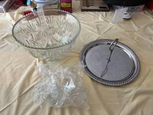 lot 186 image: Glass Punchbowl with Glasses & Serving Platter