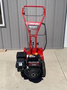 Troy BILT Bronco CRT 14 Inch Tiller (Used Once) 208 CC Engine. $900 Retail