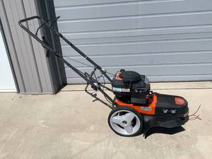 Like New Professional Husqvarna HU625 HWT Trimmer (Less Than Five Hours of Use)