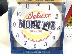 New Moon Pie Wood Clock