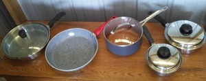 lot 211 image: Misc. Cookware.