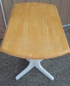 lot 227 image: Drop Leaf Round Table.