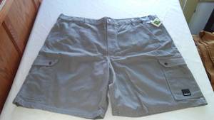 lot 249 image: Mens Die-Hard Canvas Shorts Size 48 New
