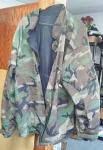 lot 281 image: Camo Jacket  Military 2XL