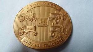 lot 306 image: John Deere Belt Buckle 2-Cylinder Tractors 10376000