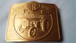 lot 350 image: John Deere Belt Buckle Modal R Tractor 03896000