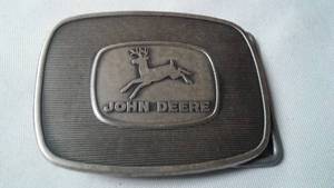 lot 352 image: John Deere Belt Buckle 1956 Logo