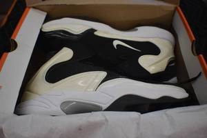 Football cleats
