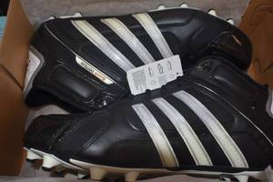 Football cleats