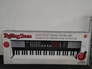 Rolling Stone 54-Key Electronic Keyboard