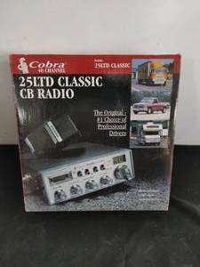 Cobra 40 Channel 25LTD Classic CB Radio