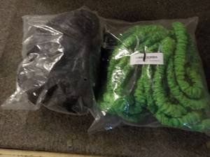 2 Expandable Hoses...