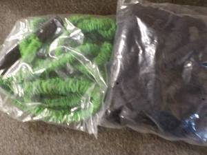 2 Expandable Hoses...
