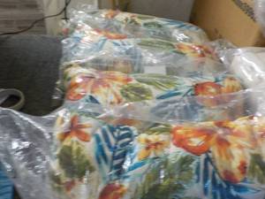 4 Outdoor Pillows...