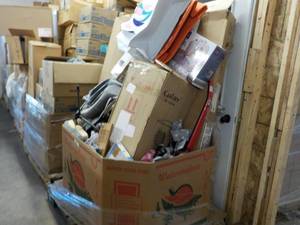 Pallet of goodies, Overstock, Retur...