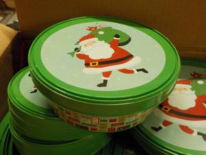 25 Plastic Tubs with Covers...
