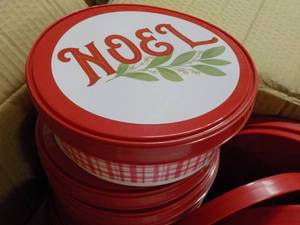 25 Plastic Tubs with Covers...