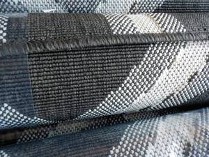 8 ft x 10 ft IndoorOutdoor Rug...