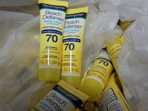 Banana Box full of 1 oz Tubes Neutr...