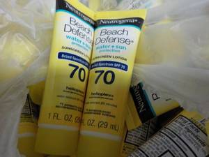 Banana Box full of 1 oz Tubes Neutr...