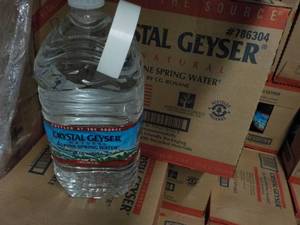2 Cases 12 Gallon Crystal Geysar Al...