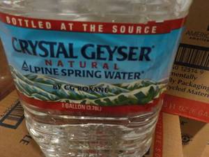 2 Cases 12 Gallon Crystal Geysar Al...