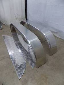Aluminum Tandem Trailer Fenders with Backs (New)