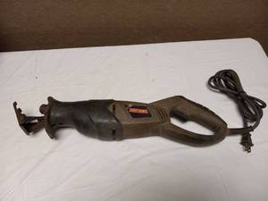 (2) RECIPROCATING SAWS MILWAUKEE & CRAFTSMAN