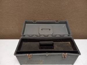 CRAFTSMAN TOOLBOX WITH HAMMER