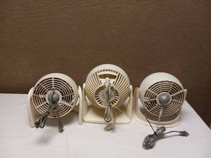 (3) WHITE FANS