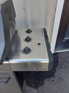 WEBER GAS GRILL