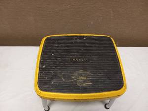 VINTAGE YELLOW COSCO STOOL