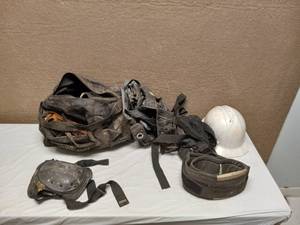 WORK EQUIPMENT WITH HARD HAT