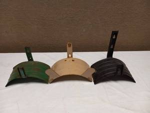 (3) WATERHOLES HOLDER