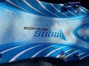 lot 67 image: Norca and Body Glove Sleds