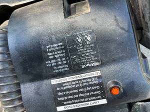 lot 68 image: Dirt Devil Swivel Glide Vacuum Model 086315