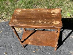 lot 74 image: Vintage Wooden Accent Table