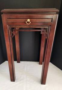 lot 17 image: Chippendale Asian-Inspired Occasional Table with Tray