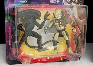 lot 26 image: Two New Alien vs. Predator Toys
