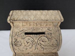 lot 37 image: Unusual Cash Register Design Cast-Iron Bank