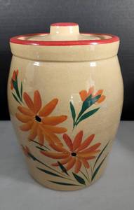 lot 184 image: Nostalgic Set of Vintage Crockery