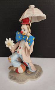 lot 252 image: Enesco & Lefton Clown Selection
