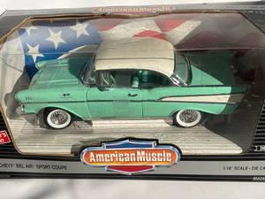 lot 296 image: American Muscle 118th Scale Diecast 1957 Chevy